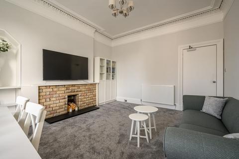 3 bedroom flat for sale, 28, 3F2, Roseneath Place, Marchmont, Edinburgh