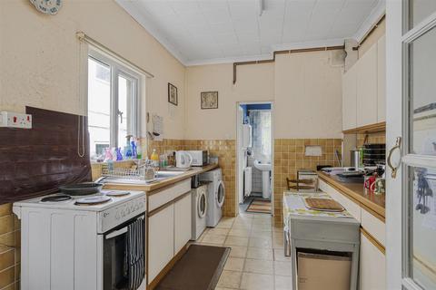 3 bedroom terraced house for sale, Brighton Road, Newhaven