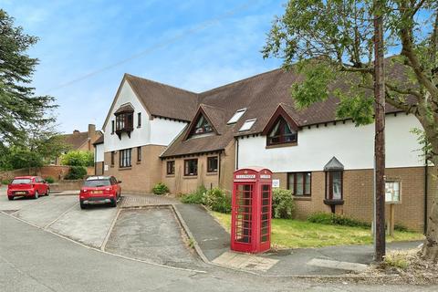 2 bedroom flat for sale, Church Close, Whitnash, Leamington Spa