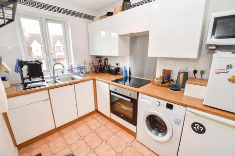 1 bedroom apartment for sale, Gandalfs Ride, South Woodham Ferrers