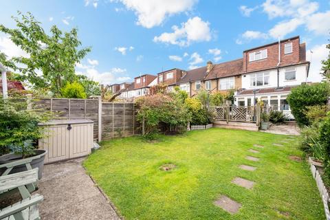 25 Ardrossan Gardens, Worcester Park, KT4 7AU