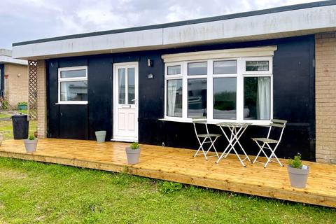 2 bedroom chalet for sale, Fort Road, Lavernock, Penarth