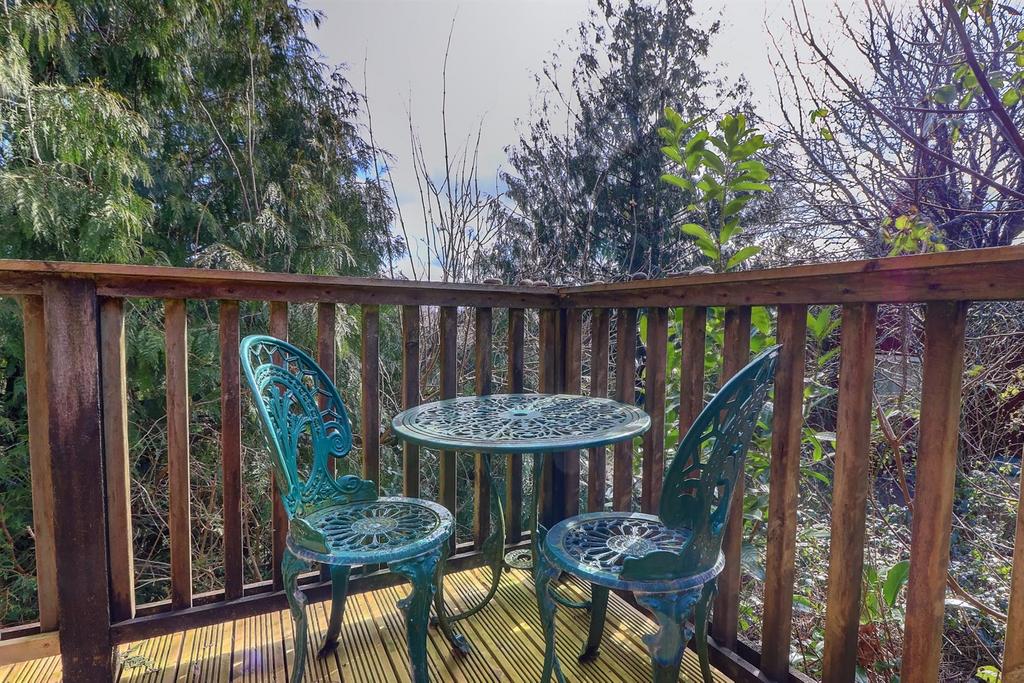 Decking .2.jpg
