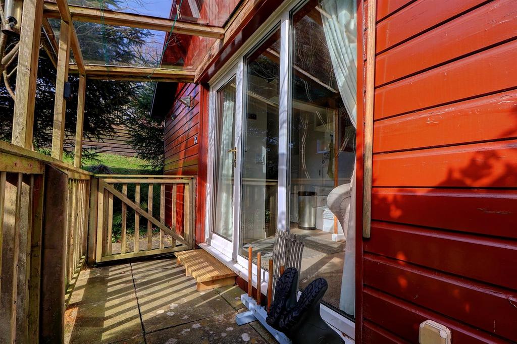 Decking .3.jpg