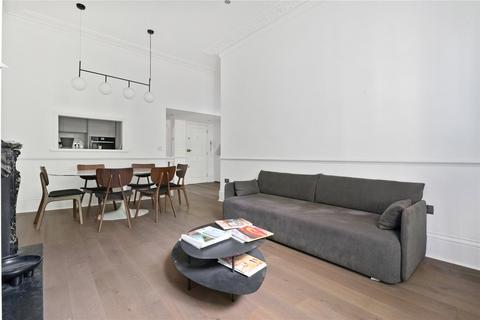 40c Queens Gardens, London, W2 3AA