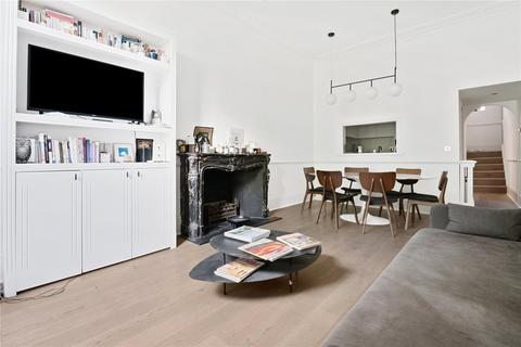 40c Queens Gardens, London, W2 3AA