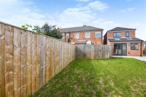 3 bedroom detached house for sale, Bedford Road, Hessle