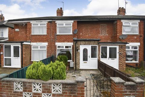 2 bedroom terraced house for sale, Moorhouse Road, Hull