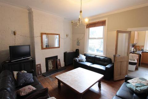 1 bedroom private hall to rent, Walton Road, Sheffield, S11 8RE