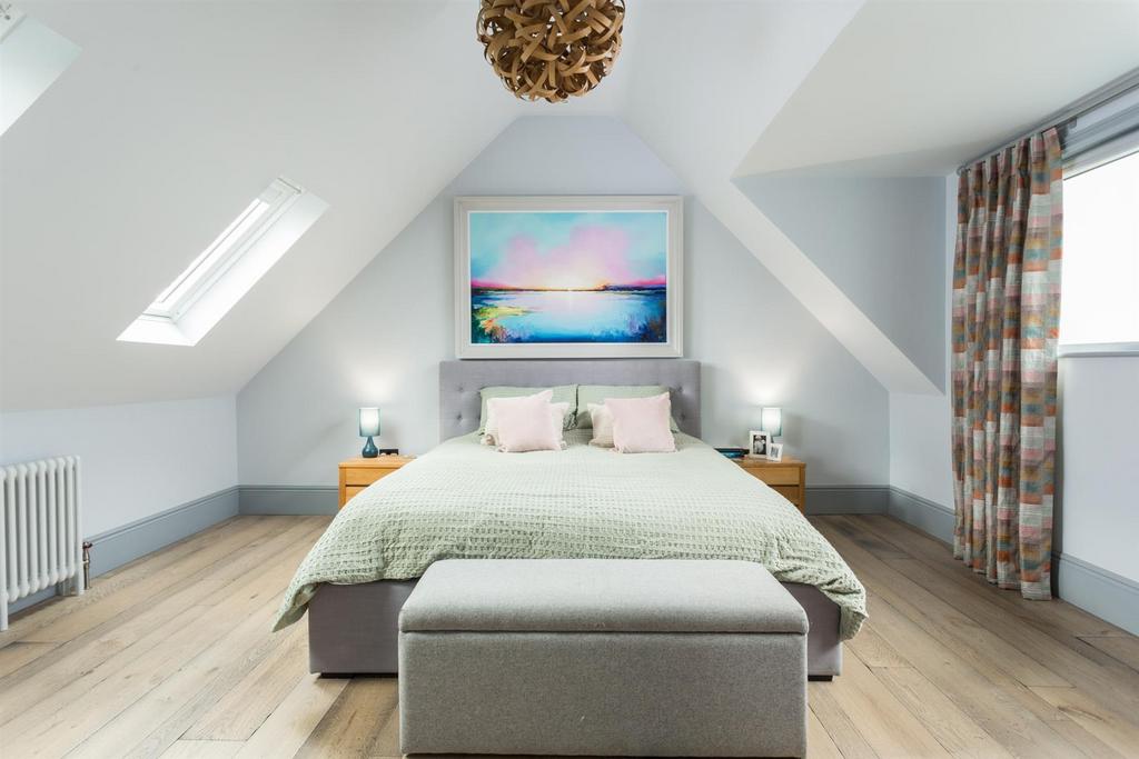 Principal Bedroom Suite