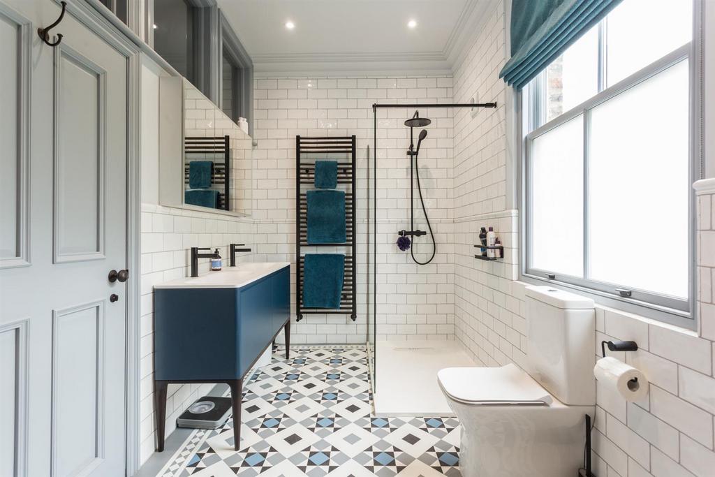 Principal Bedroom Suite