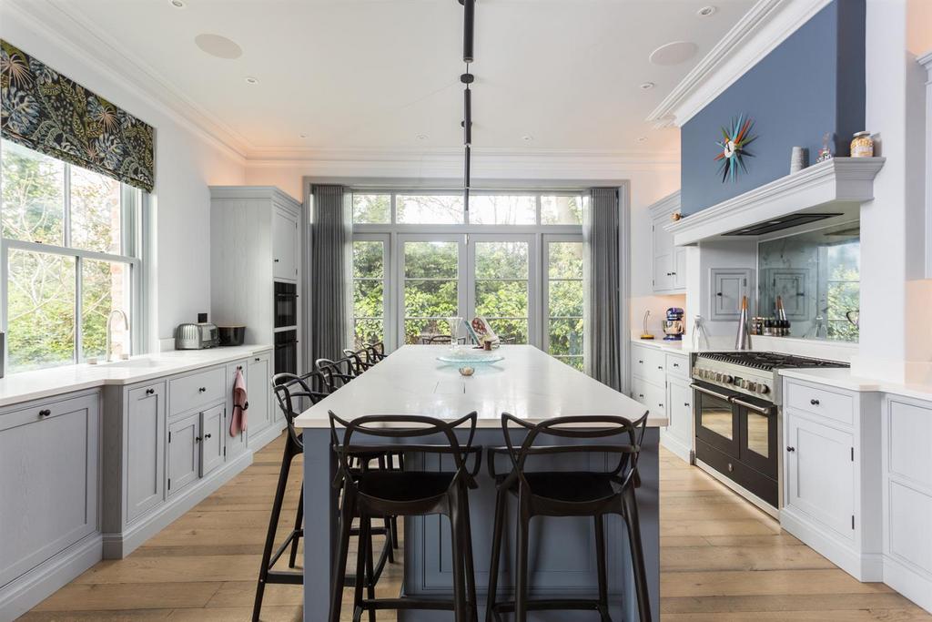 Dining Kitchen / Sitting Room