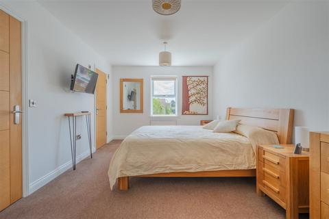 9 Mapstone Rise, Longwell Green, Bristol, BS30 9DL