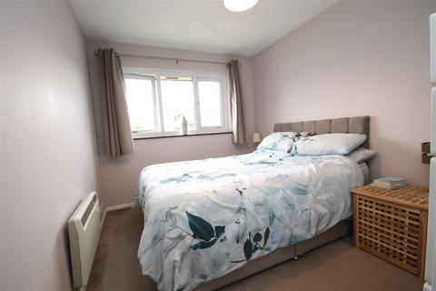 2 bedroom maisonette for sale, Chalice Way, Greenhithe, Kent