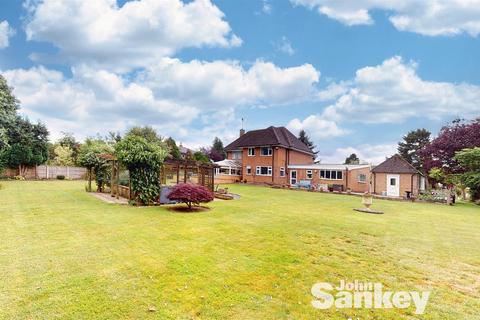 4 bedroom detached house for sale, North Park, Mansfield