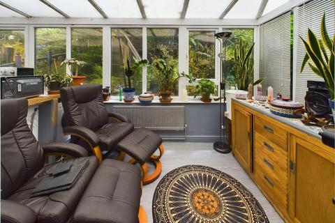 28 Widdicombe Way, Brighton, BN2 4TG