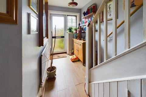 28 Widdicombe Way, Brighton, BN2 4TG
