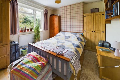 28 Widdicombe Way, Brighton, BN2 4TG
