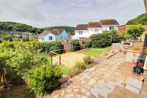 33 The Shields, Ilfracombe, EX34 8HP