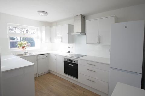 2 bedroom apartment for sale, Victoria Road, Netley Abbey, Southampton