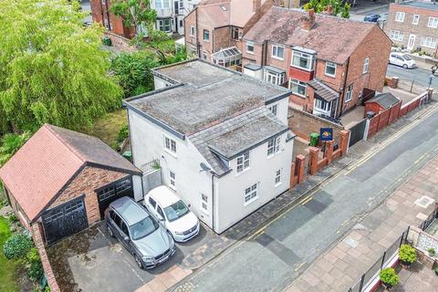 4 bedroom detached house for sale, Walton Street, Southport PR9