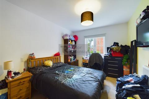 1 bedroom apartment for sale, Three Bridges, Crawley