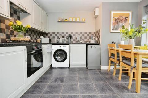 48 Pinewood Close, Scunthorpe, DN16 3FB