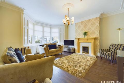 6 bedroom terraced house for sale, New Durham Road, Stanley