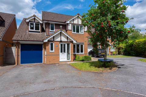 4 bedroom detached house for sale, St. Thomas Close, Basingstoke RG21