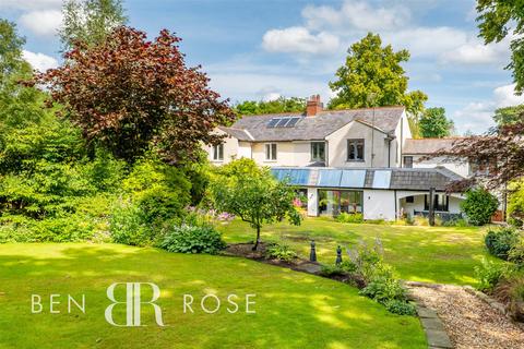 Oakbank Withnell Fold, Withnell, Chorley, PR6 8BA