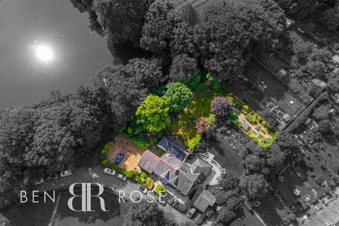 Oakbank Withnell Fold, Withnell, Chorley, PR6 8BA