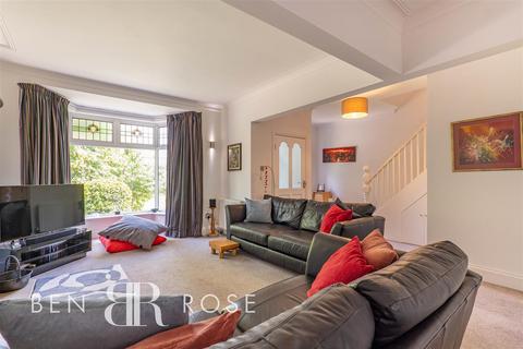 Oakbank Withnell Fold, Withnell, Chorley, PR6 8BA