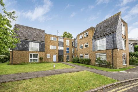 2 bedroom apartment for sale, Dedworth Road, Windsor