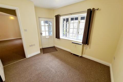 2 bedroom apartment for sale, Chings Court, Launceston