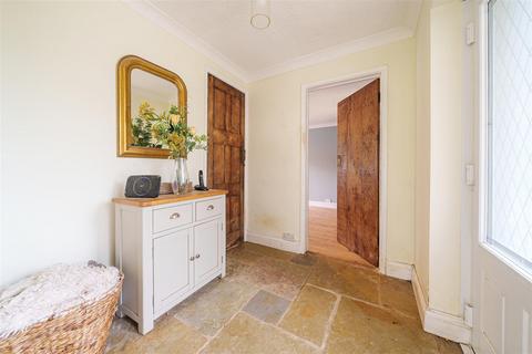 6 Brookfields, Pavenham, Bedford, MK43 7QA