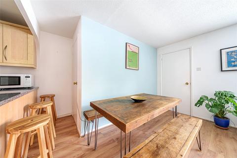 93 Millstream Close, Hitchin, SG4 0DB