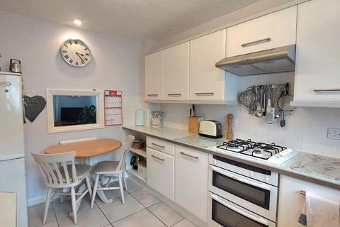 3 bedroom semi-detached house for sale, New Street, Earls Barton, Northamptonshire NN6