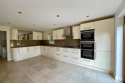 5 bedroom detached house for sale, Whitefields Gate, Solihull, West Midlands