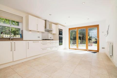 5 bedroom detached house for sale, Whitefields Gate, Solihull, West Midlands