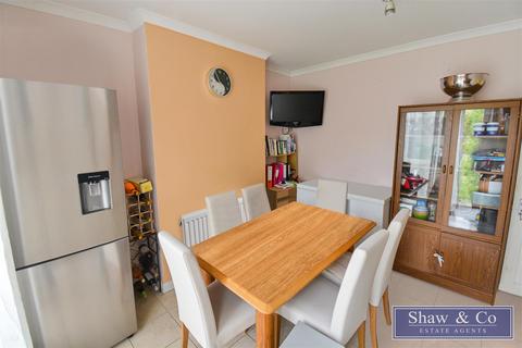 3 bedroom semi-detached house for sale, Penderel Road, Hounslow TW3