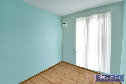 10 Penderel Road, Hounslow, TW3 3QR