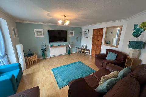 2 bedroom flat for sale, Crofters Brook, Manchester M26