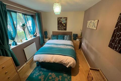 2 bedroom flat for sale, Crofters Brook, Manchester M26