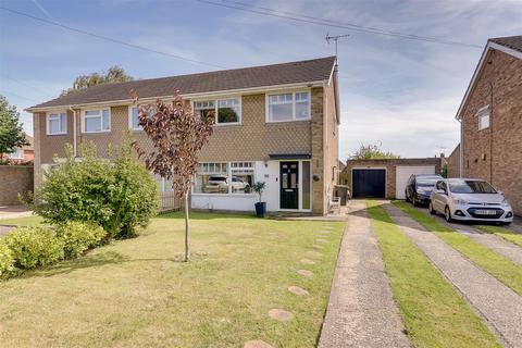 3 bedroom semi-detached house for sale, Wayside Avenue, Worthing