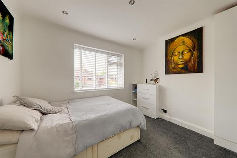 8 Broadwater Way, Worthing, BN14 9LP