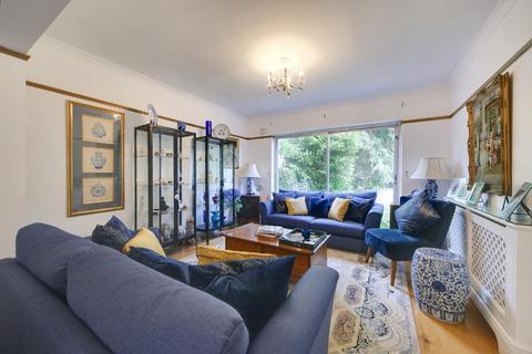 4 bedroom semi-detached house to rent, Links Drive, Radlett WD7