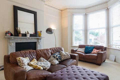 2 bedroom flat for sale, Lillington Road, Leamington Spa