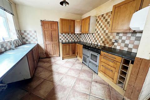 3 bedroom terraced house for sale, Ainslie Street, Grimsby, N.E. Lincs, DN32 0LY