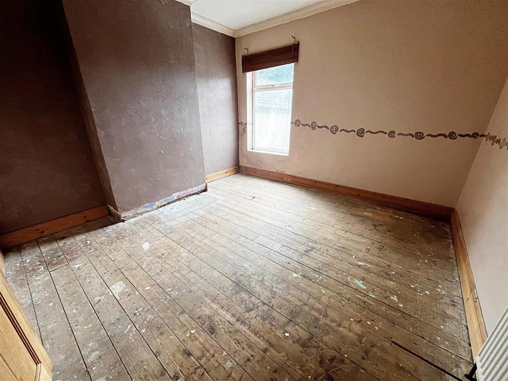 BEDROOM 2 - NEW.jpg