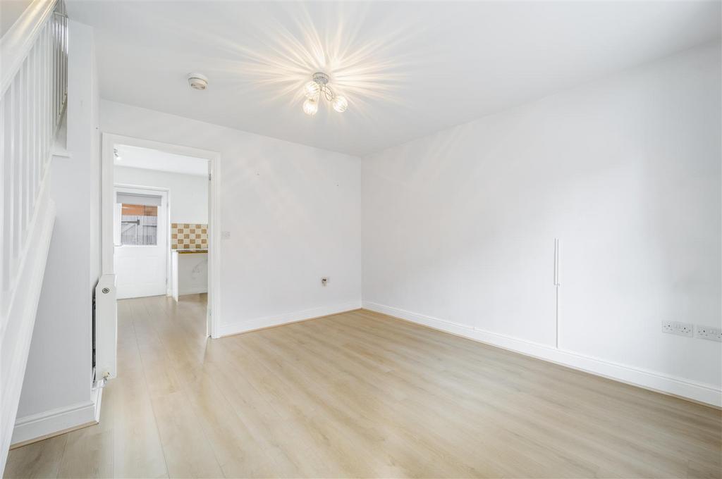 4 E Whitehorse Lane (Boston)-5.jpg